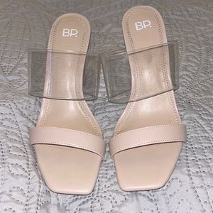 Nude heels good condition!